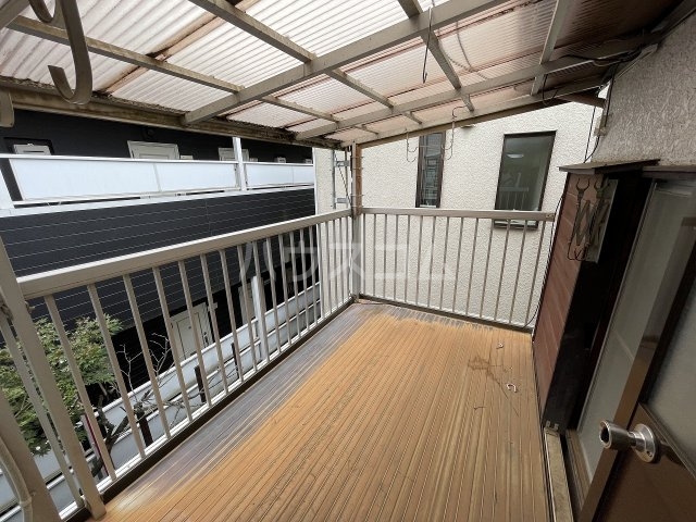 23/30 バルコニー