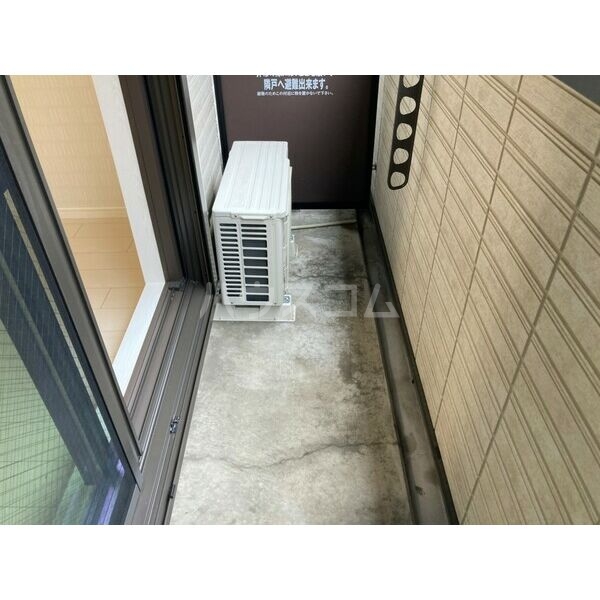 12/13 バルコニー