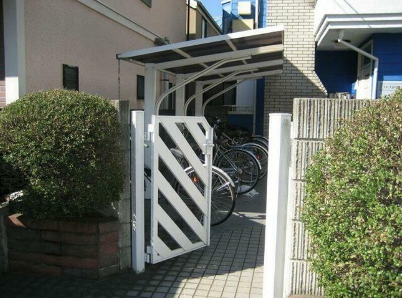 20/22 エントランス