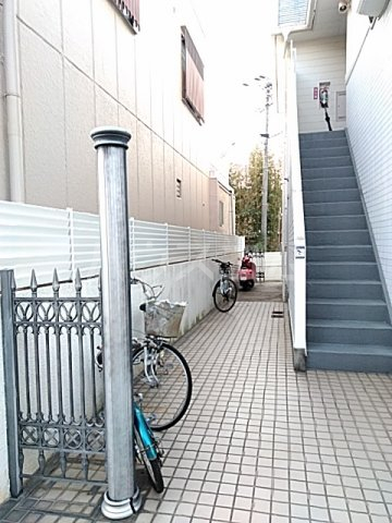 14/16 エントランス