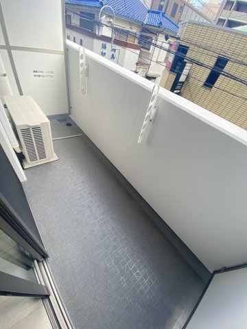 17/27 バルコニー