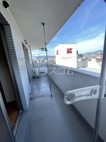 18/28 バルコニー