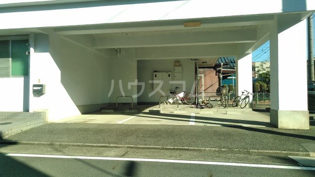 17/26 駐車場