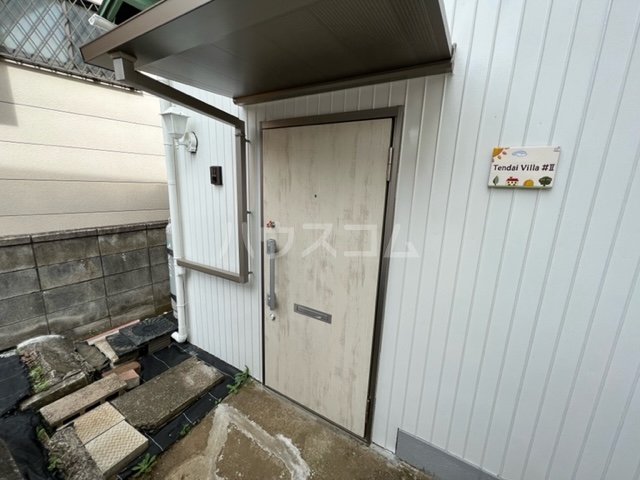 14/16 エントランス