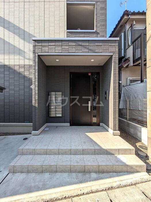 19/29 エントランス