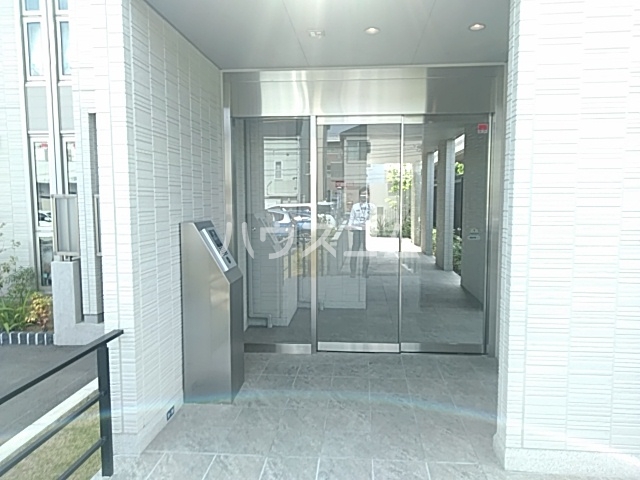 13/24 エントランス