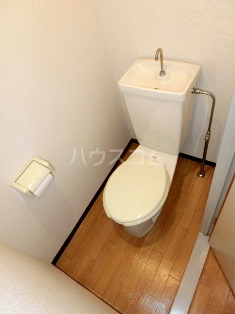13/30 トイレ