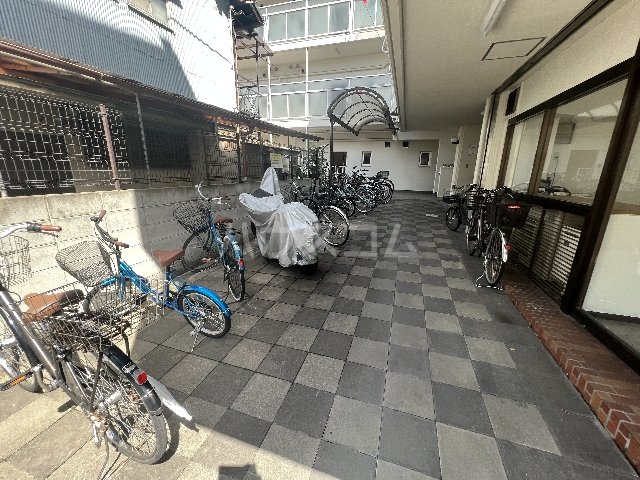 29/30 エントランス