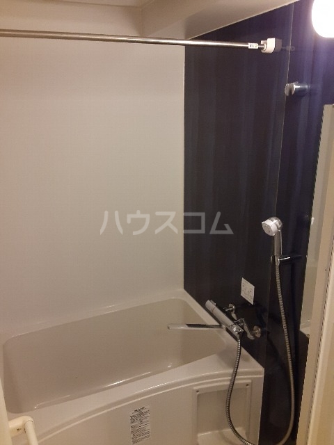 14/30 浴室