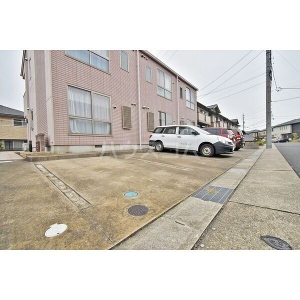 17/26 駐車場