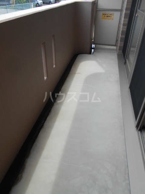 15/26 バルコニー