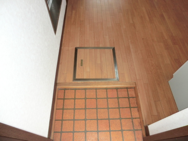 22/30 エントランス