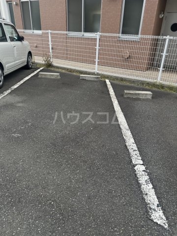 27/27 駐車場
