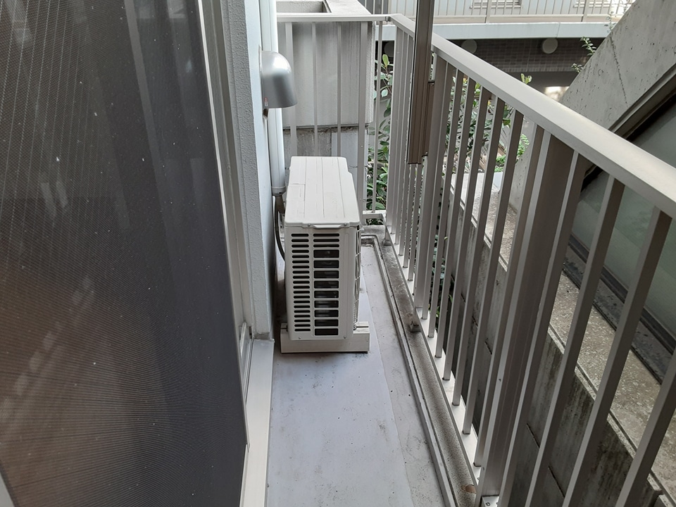 20/28 バルコニー