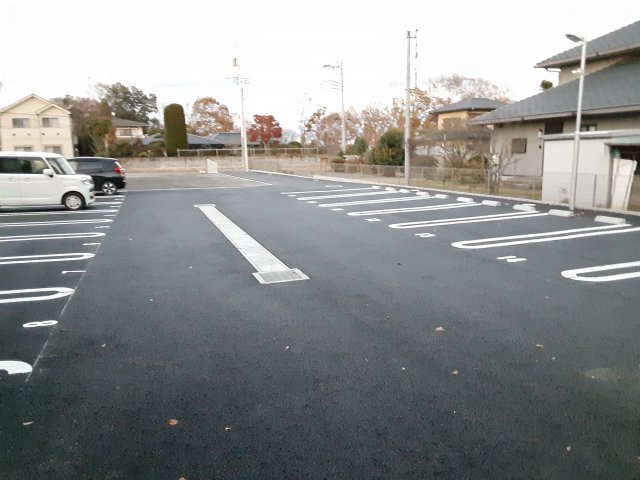 22/30 駐車場