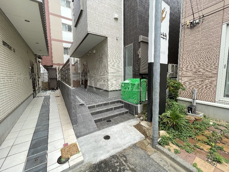 19/22 エントランス