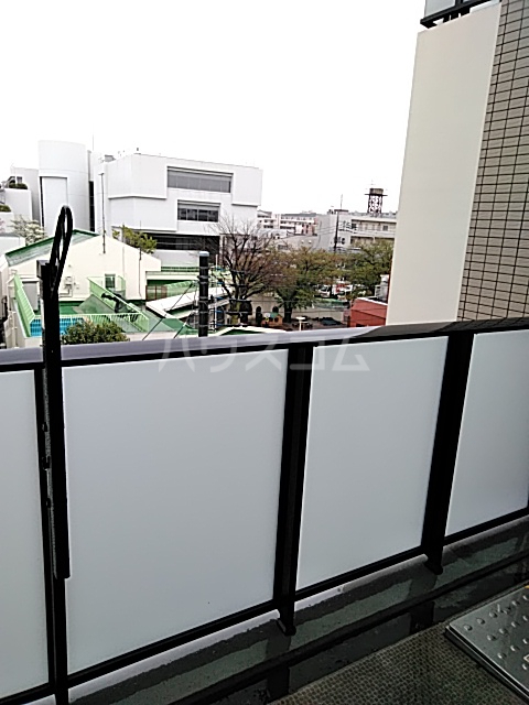 18/30 バルコニー