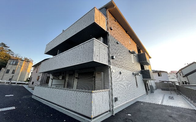 2/4 外観