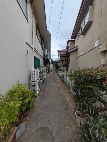 23/29 エントランス