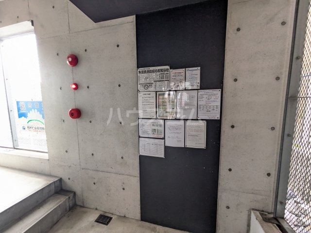 3/5 エントランス