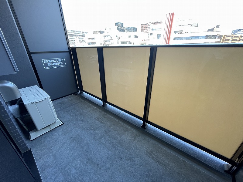 19/30 バルコニー