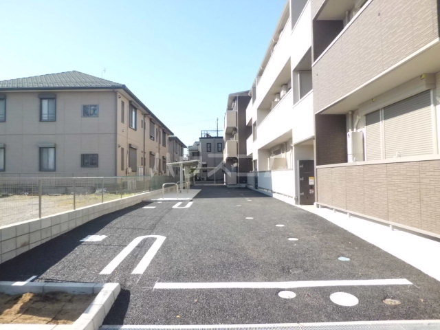 3/10 駐車場