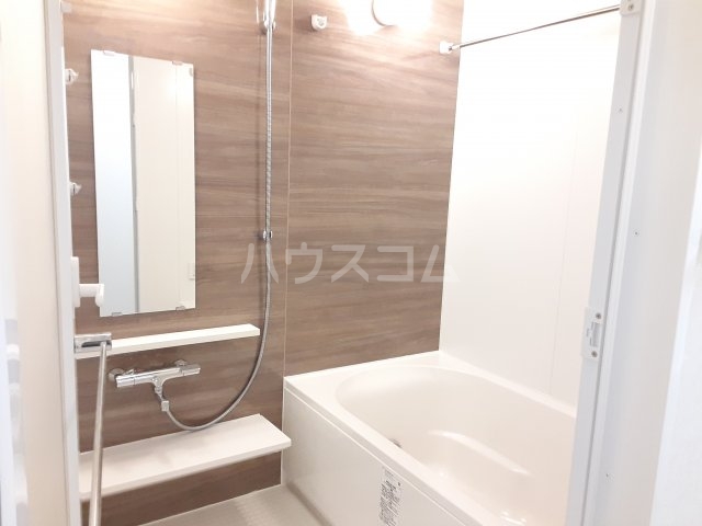 14/30 浴室
