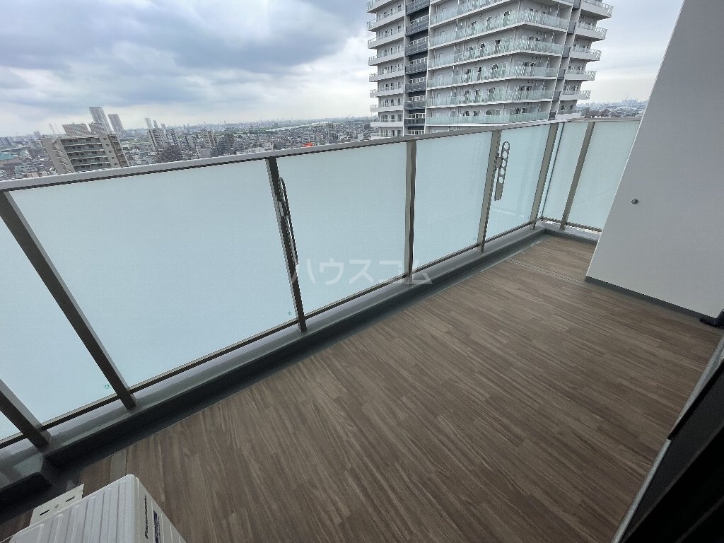 20/30 バルコニー