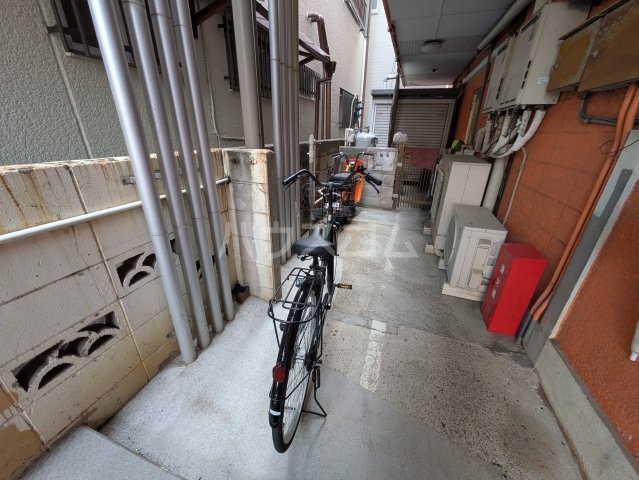 21/24 エントランス