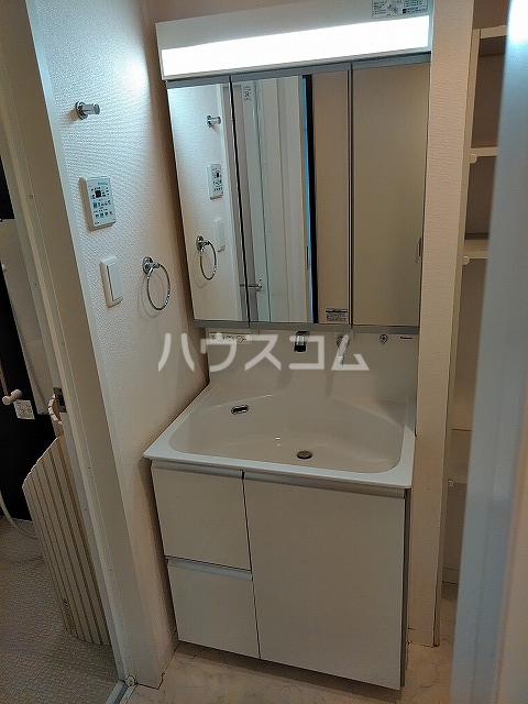 14/30 洗面
