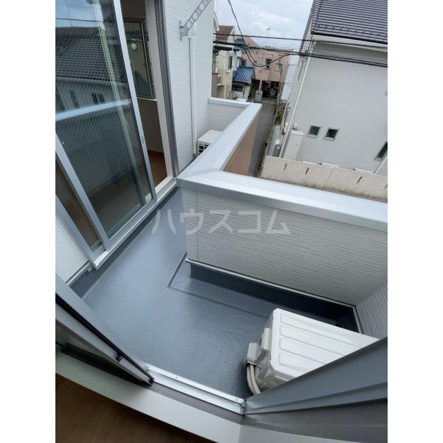 14/20 バルコニー