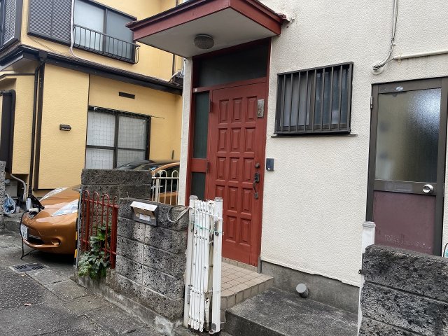 26/30 エントランス