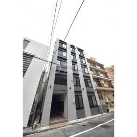 17/18 エントランス