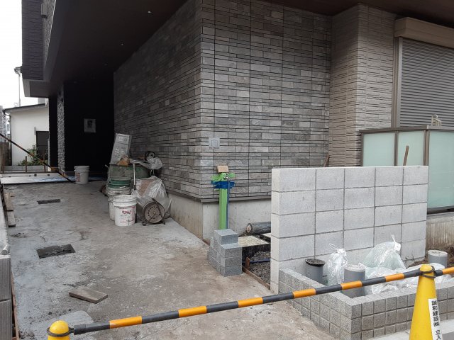 15/25 エントランス