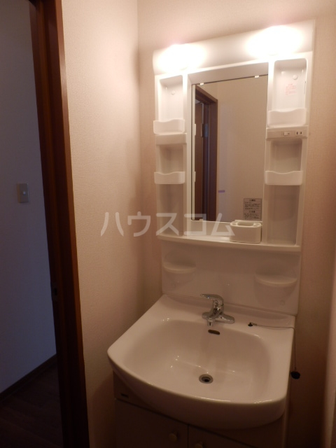13/30 洗面