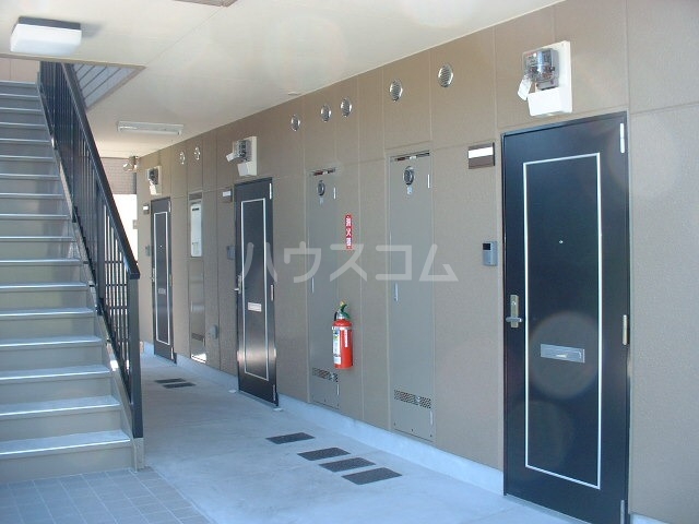 13/21 エントランス