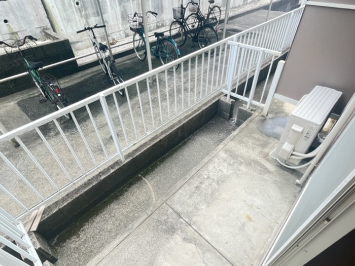 13/20 バルコニー