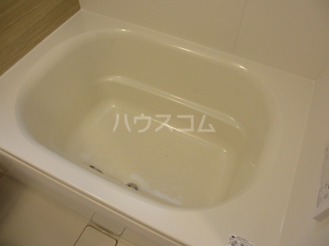 13/30 浴室