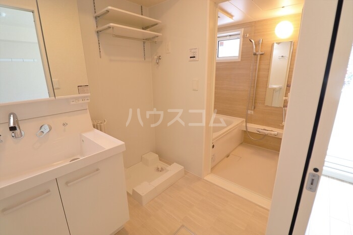 13/30 洗面