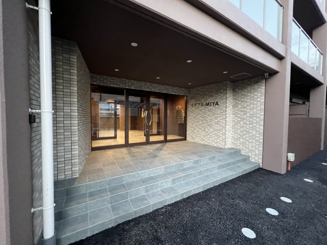 3/6 エントランス