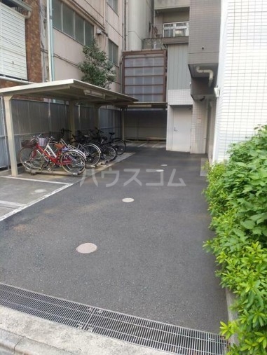 4/10 駐車場