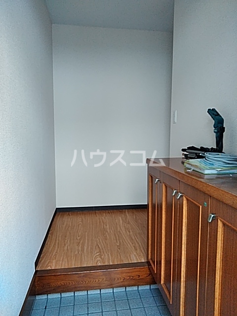 13/30 玄関