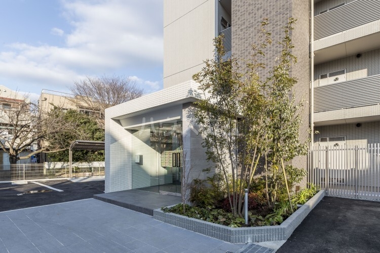 17/24 エントランス