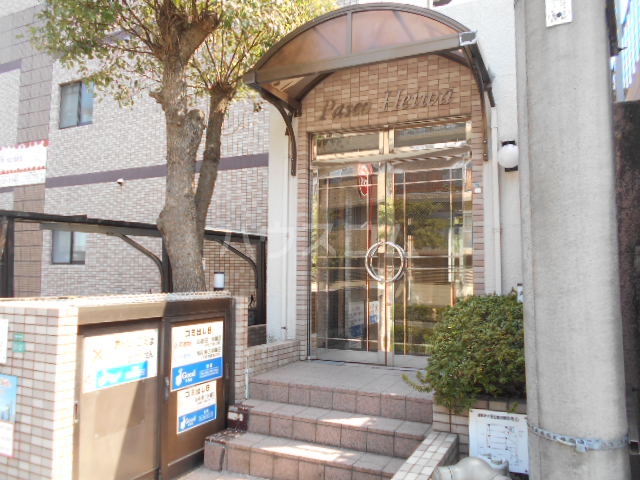 20/26 エントランス