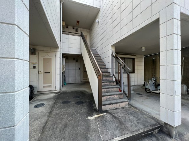 2/3 エントランス