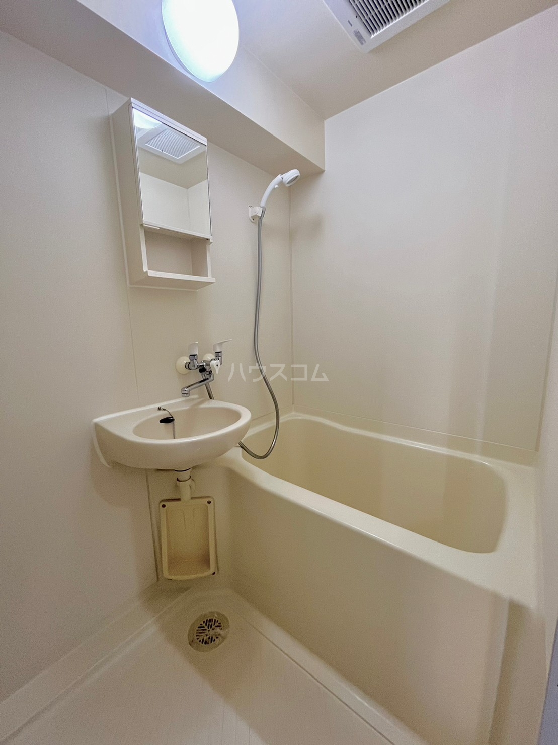 14/30 浴室