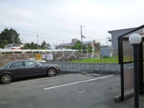 14/19 駐車場