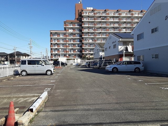 21/30 駐車場