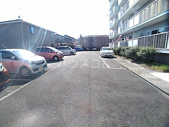 3/4 駐車場