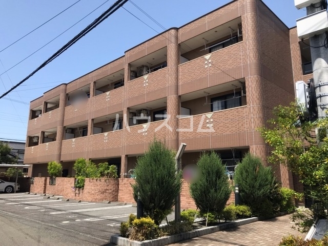 18/21 駐車場